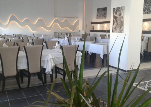 🌴🏨 À vendre : Hôtel 3 étoiles à Djerba - Bien immobilier à {"id":14,"country_id":219,"name":"MEDENINE","slug":"medenine"} - Image 4 - Agence Immobilière Maison Plus Elite