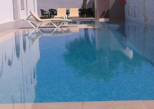 🌴🏨 À vendre : Hôtel 3 étoiles à Djerba - Bien immobilier à {"id":14,"country_id":219,"name":"MEDENINE","slug":"medenine"} - Image 2 - Agence Immobilière Maison Plus Elite