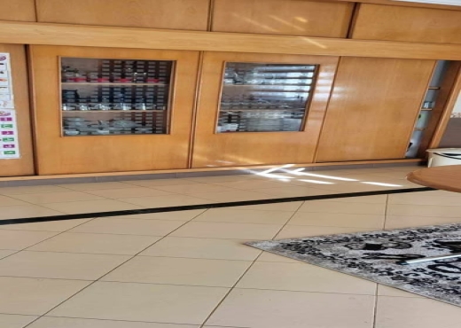 🏡 Maison R+1 spacieuse avec dépôt et terrasse - Bien immobilier à {"id":4,"country_id":219,"name":"BIZERTE","slug":"bizerte"} - Agence Immobilière immo\'in