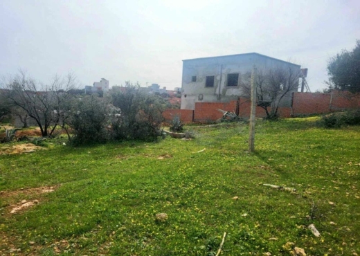 À VENDRE – TERRAIN CONSTRUCTIBLE 300 M² - Bien immobilier à {"id":1,"country_id":219,"name":"ARIANA","slug":"ariana"} - Image 4 - Agence Immobilière Maison Plus Elite