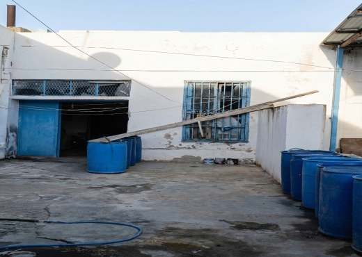 معصرة عصرية + كوشة خبز للبيع في رأس الجبل - Bien immobilier à {"id":4,"country_id":219,"name":"BIZERTE","slug":"bizerte"} - Agence Immobilière immo\'in